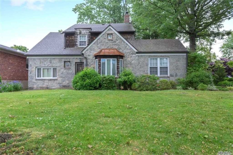 2-43 148th St unit 1st Fl, Flushing, NY 11357 - photo 1