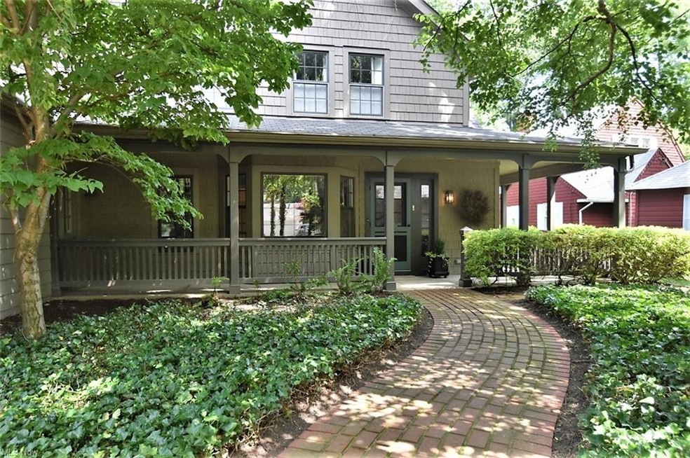 Welcome to 27131 Edgecliff Dr. Euclid OH 44132