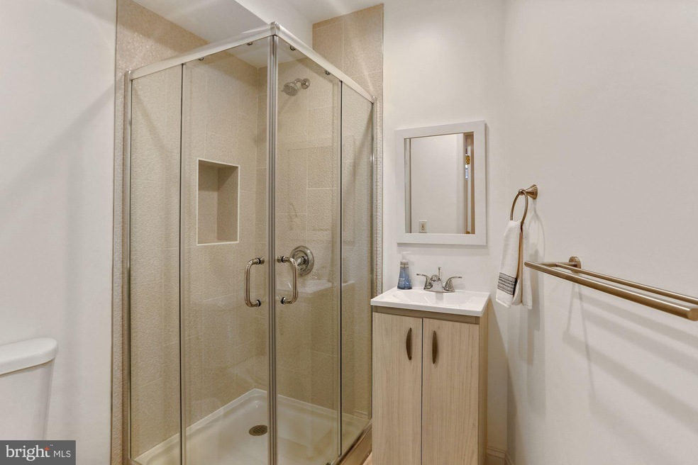 650 Newton Place NW unit 1, Washington, DC 20010 - photo 1
