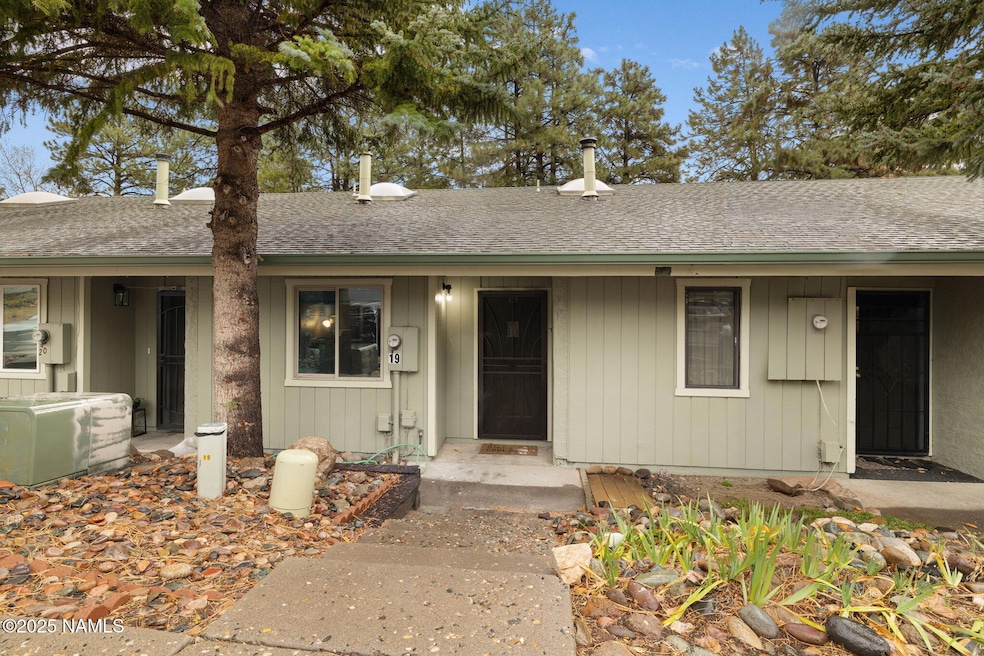 6401 N Saint Nicholas Cir unit 19, Flagstaff, AZ 86004 - photo 1