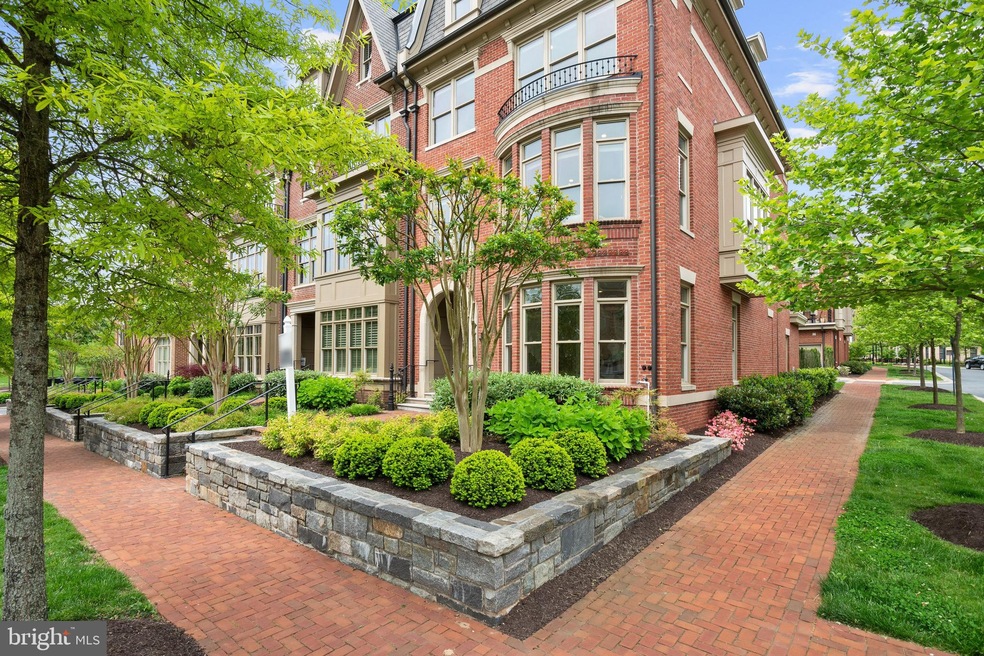 10846 Symphony Park Dr, Rockville, MD 20852 - photo 1