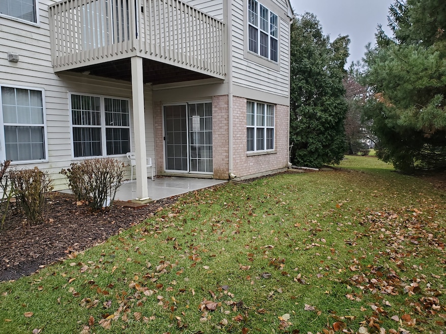 1730 Autumn Ave unit A, Schaumburg, IL 60193 - photo 1