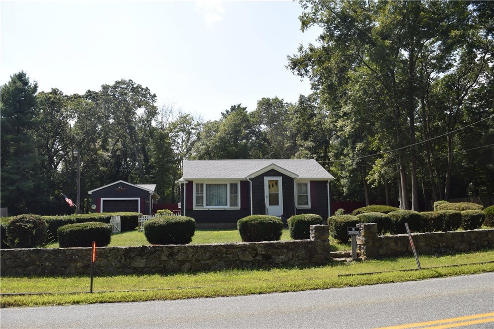 302 Fairview Ave, Rehoboth, MA 02769 - photo 1