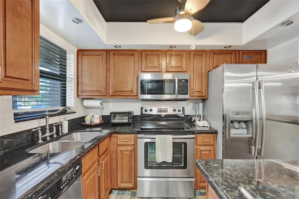 2780 N Pine Island Rd unit 112, Sunrise, FL 33322 - photo 1