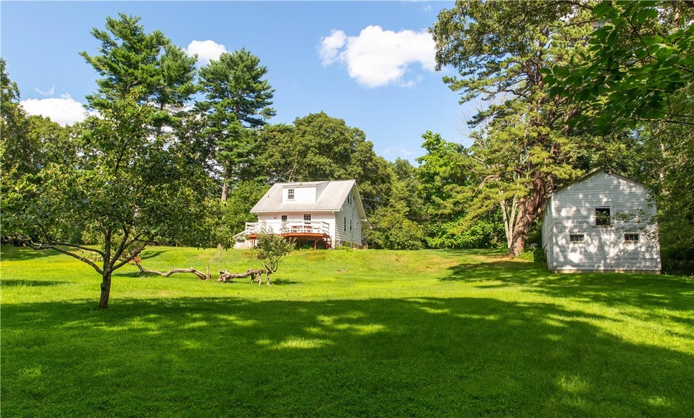 261 Hardig Rd, Warwick, RI 02886 - photo 1