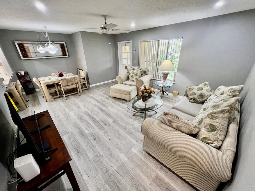 408 Pine Glen Ln unit C-2, Greenacres, FL 33463 - photo 1