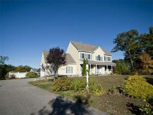 9 Applewood Rd, Norfolk, MA 02056 - photo 1