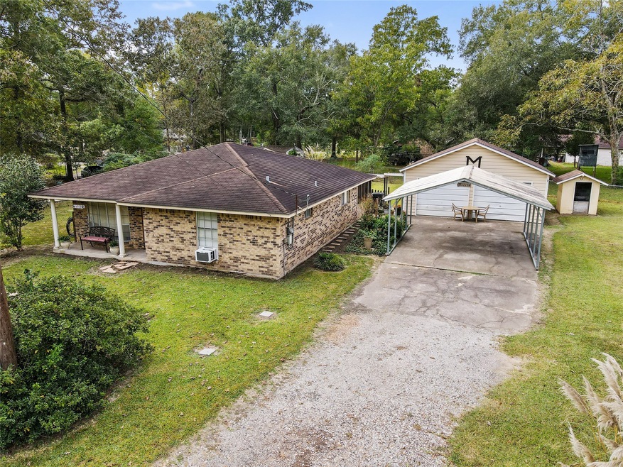 14168 Cottonwood Ln, Conroe, TX 77306 - photo 1