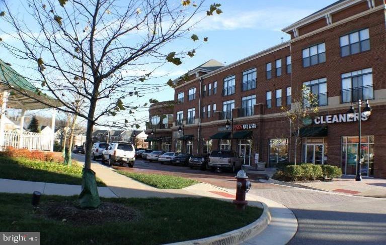 9020 Lorton Station Blvd unit 205, Lorton, VA 22079 - photo 1