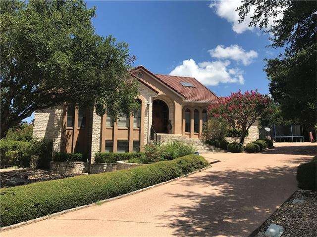 Beautiful updated home in The Hills of Lakeway gat