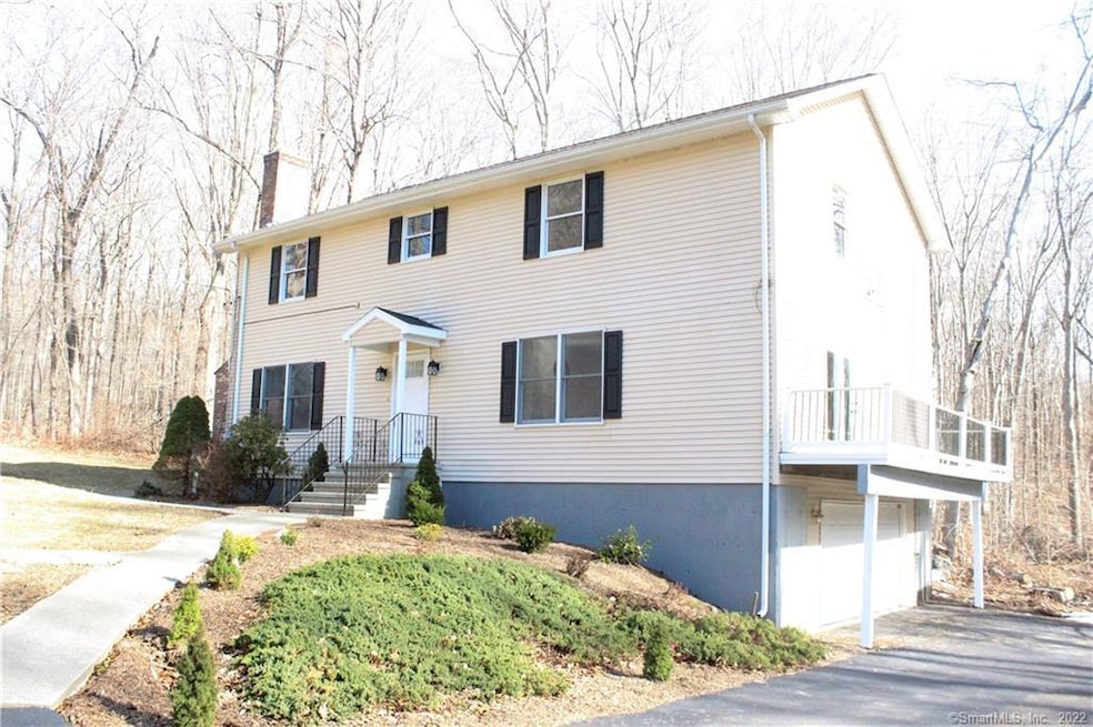 37 N Glenwoods Rd, Gales Ferry, CT 06335 - photo 1