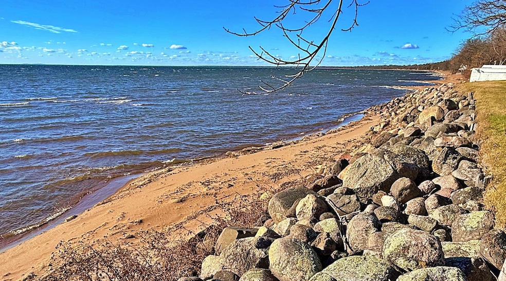 Mille Lacs view of shoreline .jpg