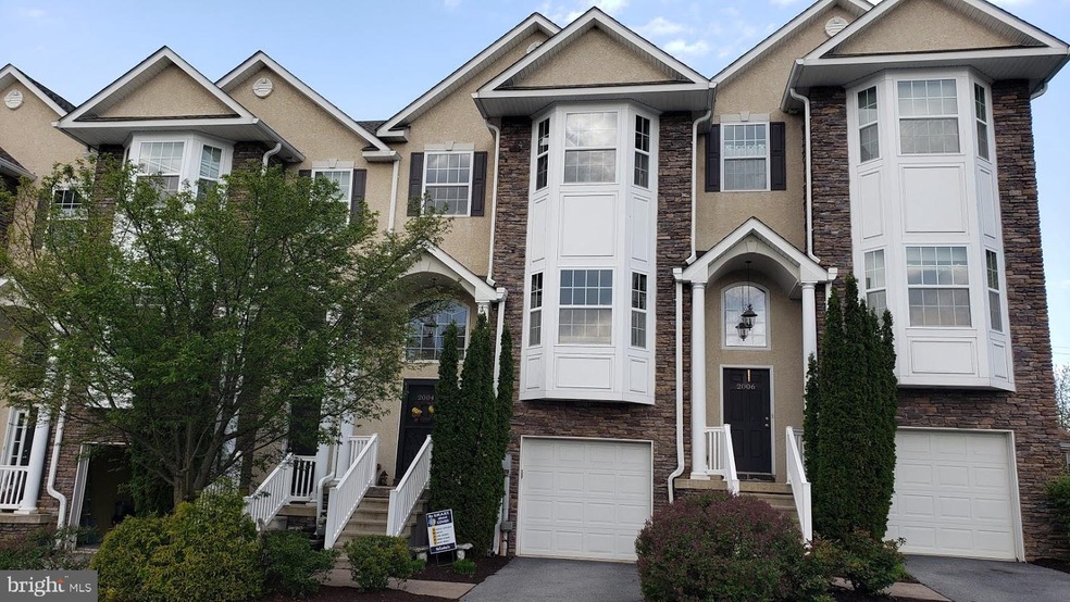 2004 Arey Ln unit 44, Whitehall, PA 18052 - photo 1