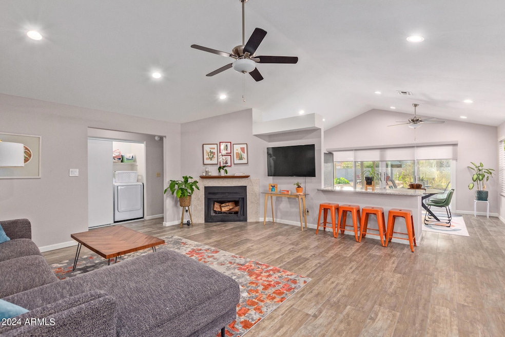 OPEN FLOOR PLAN