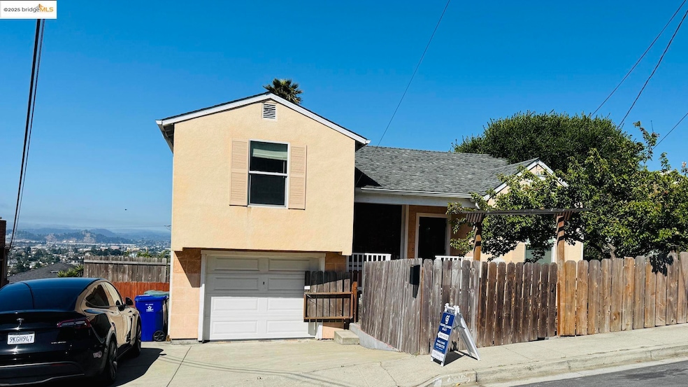 Sold $775,000 • Co-Listing Agent