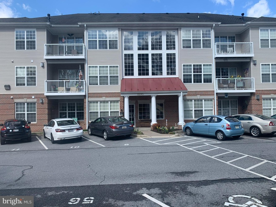 1595 Homeland Dr unit 1B, Sykesville, MD 21784 - photo 1