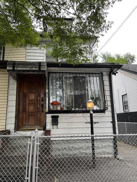 For Sale $760,000 • Co-Listing Agent