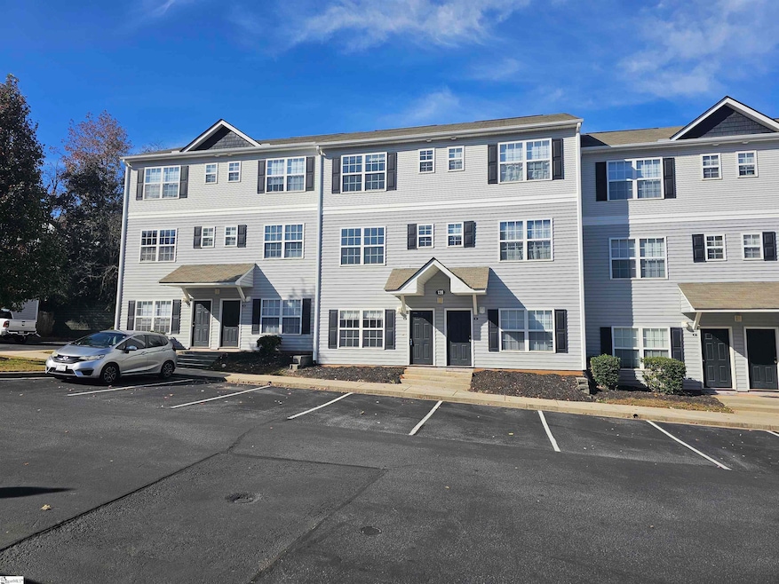 128 University Village Dr unit C, Central, SC 29630 - photo 1