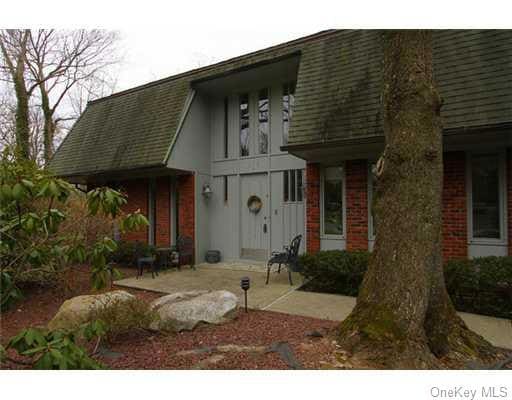 12 Alan Ct, New City, NY 10956 - photo 1