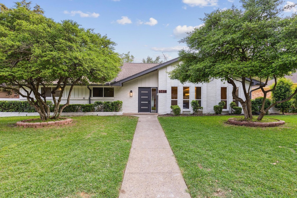 6238 Chesley Ln, Dallas, TX 75214 - photo 1