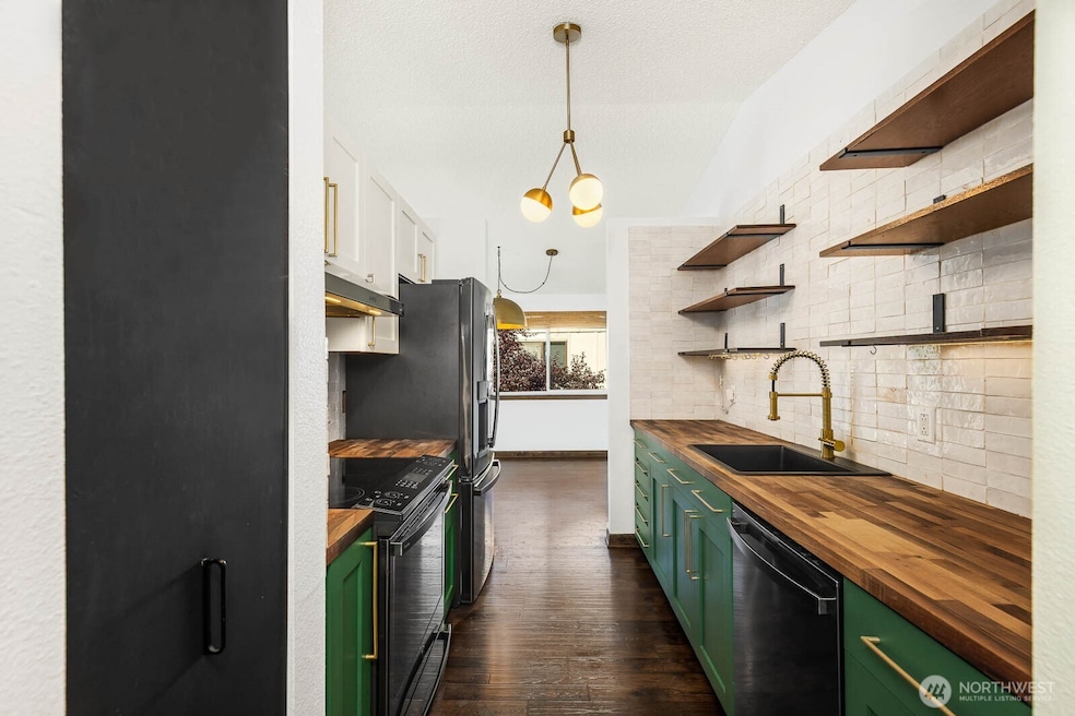 1235 SW 132nd Ln unit 931, Burien, WA 98146 - photo 1