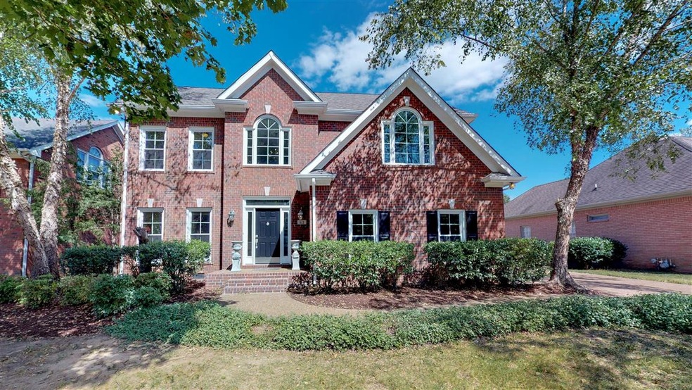 Welcome to 312 Stanley Park Lane. A charming RENOV