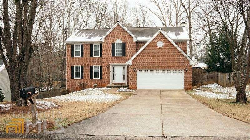 WELCOME HOME to 1192 Rockmart Circle!
