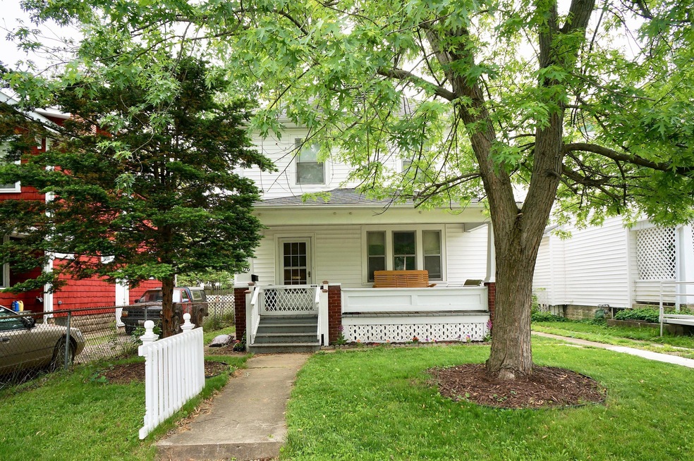 Welcome to 206 N Warren Avenue