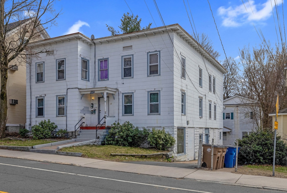 Sold $830,000 • Co-Listing Agent