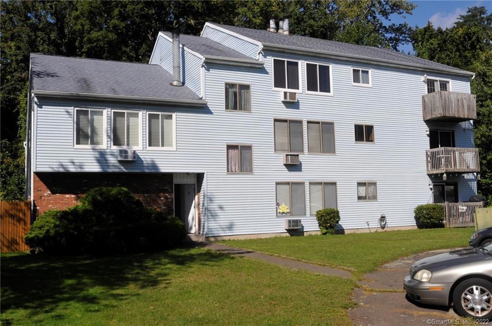 19 Dallas Terrace unit 3, Waterbury, CT 06705 - photo 1