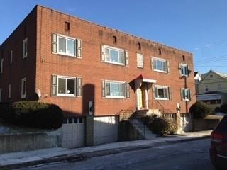 Welcome to 1615 Sumac Street