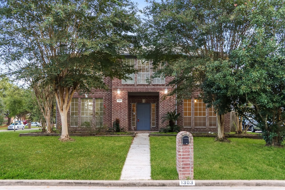 1303 Dove Trail, Tomball, TX 77375 - photo 1