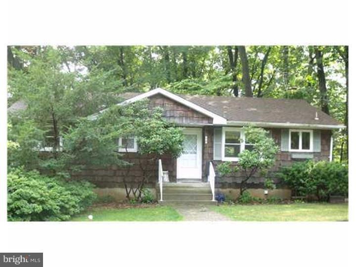 121 Old Beekman Rd, Monmouth Junction, NJ 08852 - photo 1