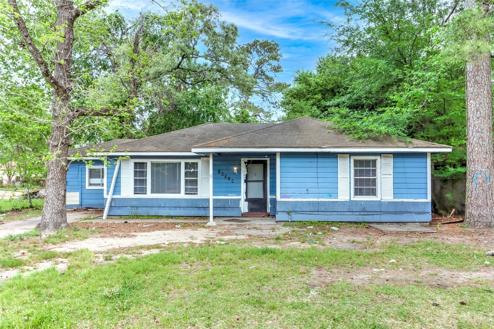 10318 Wicklowe St, Houston, TX 77016 - photo 1