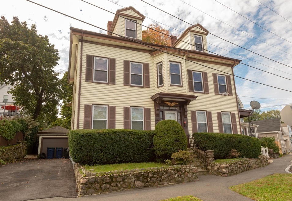 161 Boston St unit 2, Salem, MA 01970 - photo 1