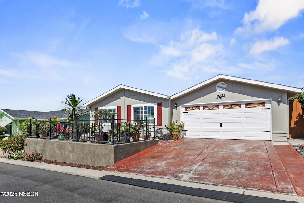 977 S Ridge View Dr, Santa Maria, CA 93455 - photo 1