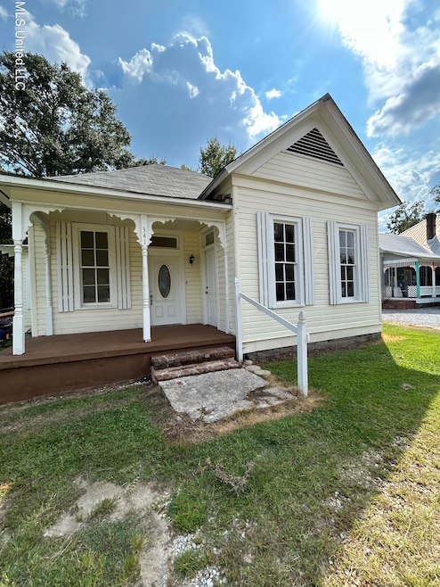 341 W Congress St, Brookhaven, MS 39601 - photo 1