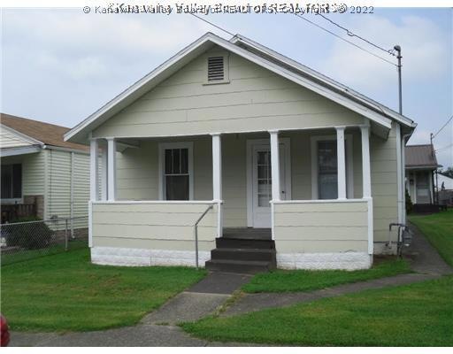 557 20th St, Dunbar, WV 25064 - photo 1