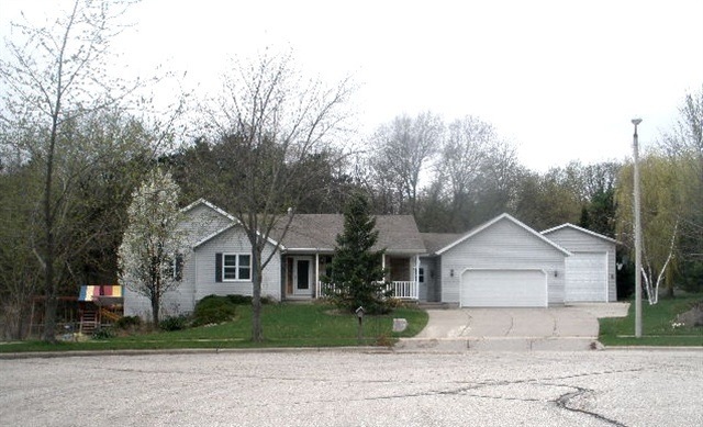 191 Harvest Cir, Oregon, WI 53575 - photo 1