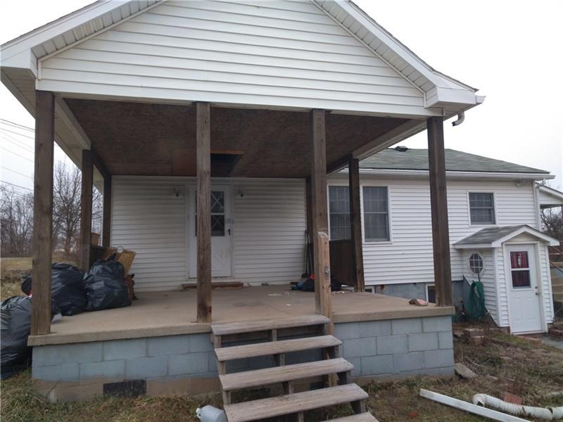 42 Spring Run Road Extension, Coraopolis, PA 15108 - photo 1