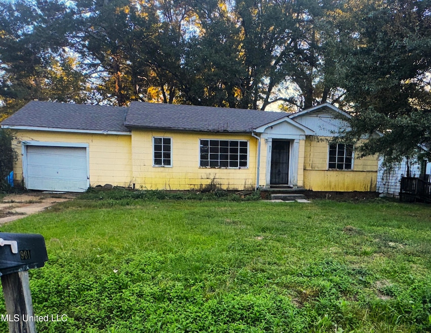 931 Stuart St, Jackson, MS 39204 - photo 1