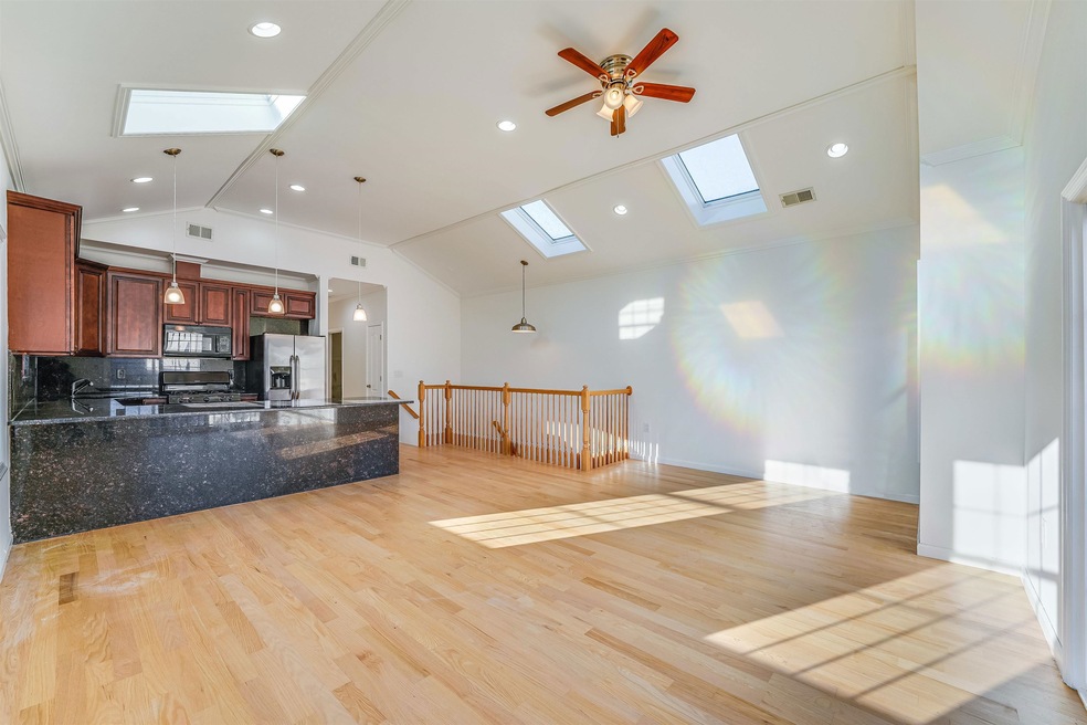 159 Webster Ave unit 2, Jersey City, NJ 07307 - photo 1