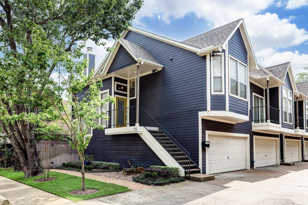 735 Arlington St unit 1, Houston, TX 77007 - photo 1