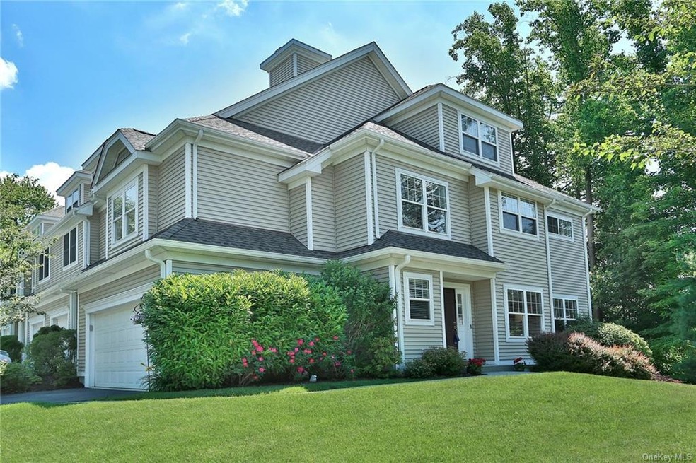 111 Hillcrest Ln, Peekskill, NY 10566 - photo 1