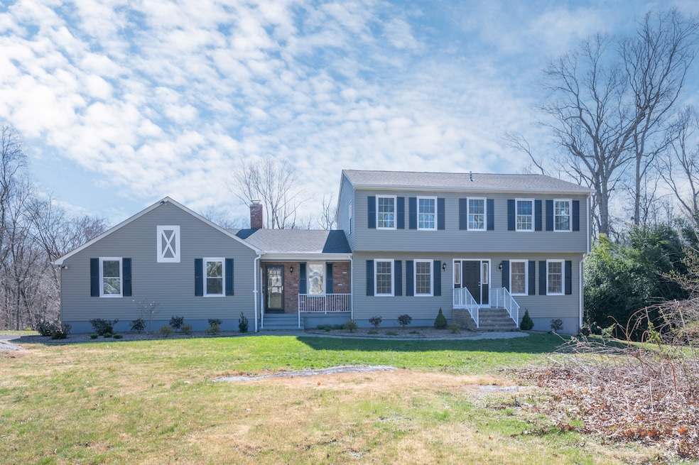 9 Beechwood Rd, Branford, CT 06405 - photo 1