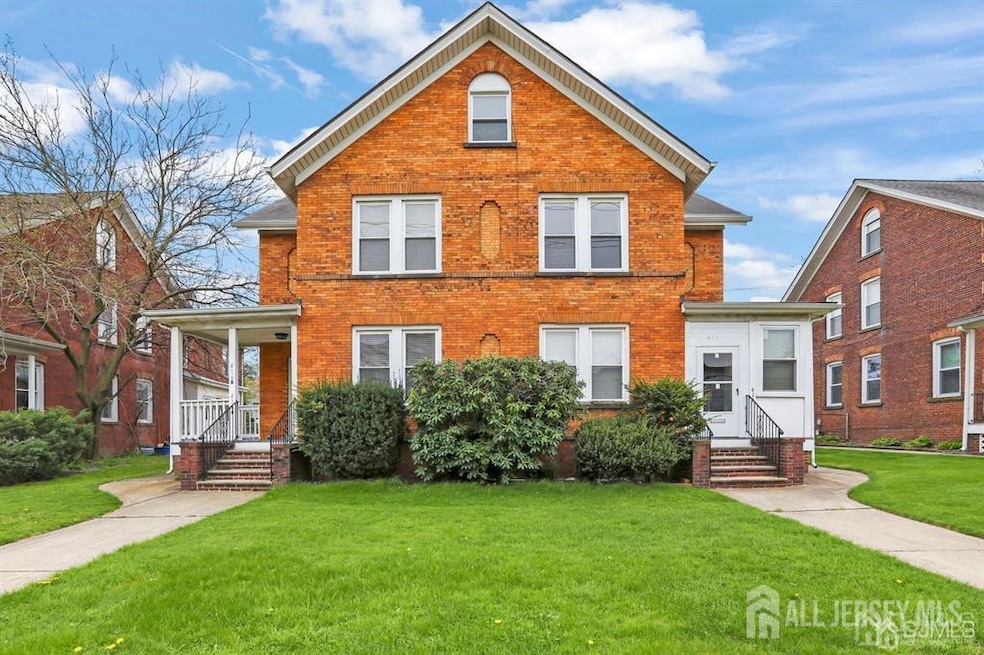 For Rent $2,400/month