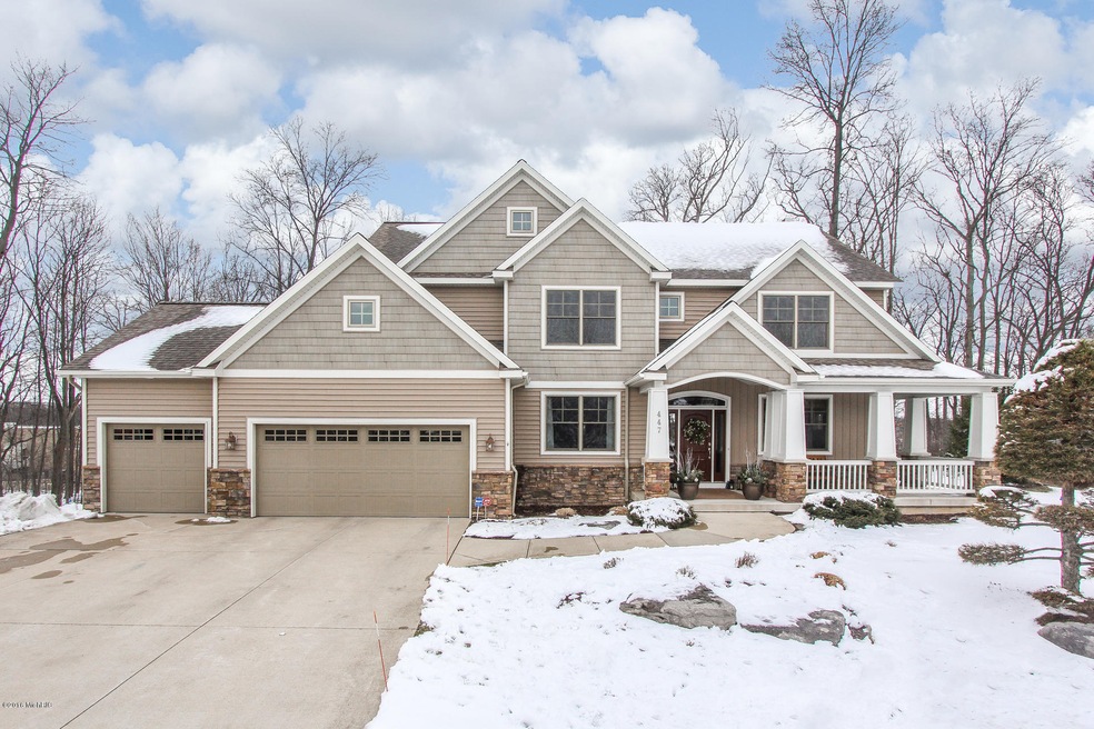 001-Front_View-2418679-medium