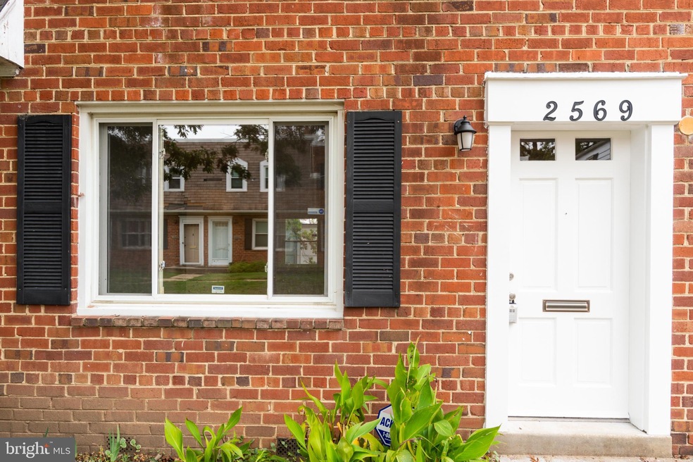 2569 Iverson St, Temple Hills, MD 20748 - photo 1