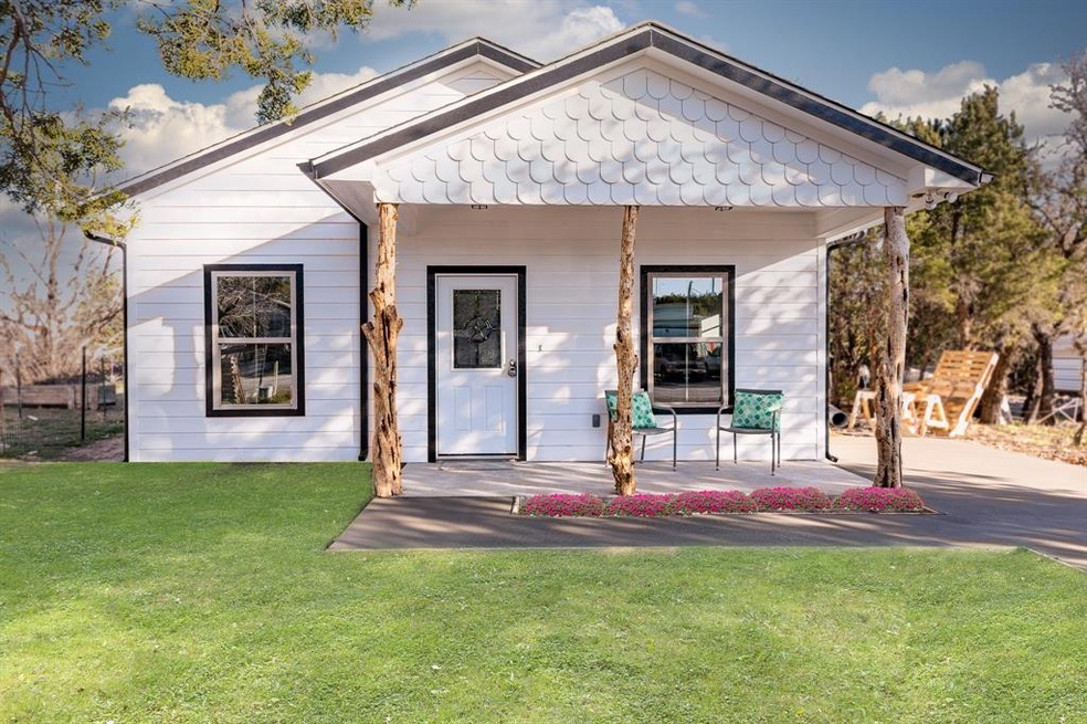 2611 Quail Run Trail, Granbury, TX 76048 - photo 1