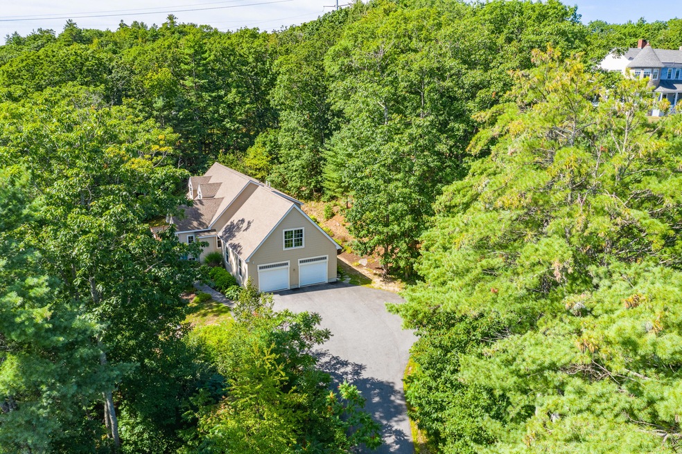 331 Lafayette St, Yarmouth, ME 04096 - photo 1